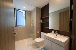Sky Vue (D20), Condominium #579101001
